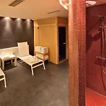 Vienna House Easy By Wyndham 4*