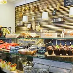Vienna House Easy By Wyndham 4*