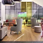 Vienna House Easy By Wyndham 4*