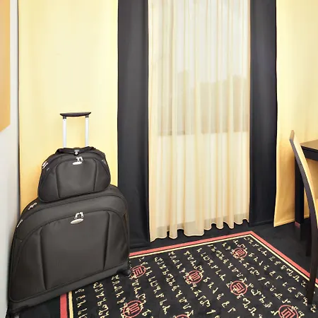 Vienna House Easy By Wyndham Hotel 4*