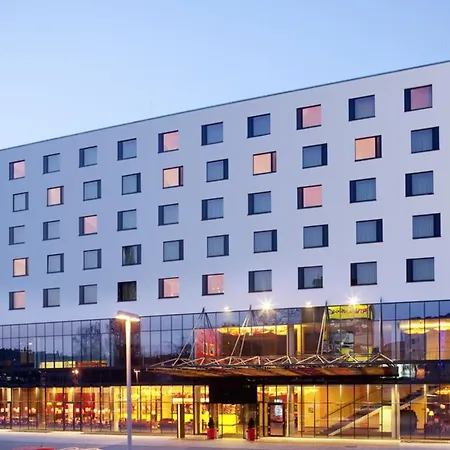 Vienna House Easy By Wyndham 4*