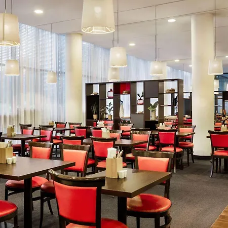 Vienna House Easy By Wyndham ホテル