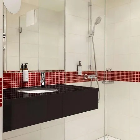 Vienna House Easy By Wyndham Готель 4*