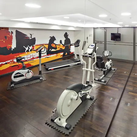 ホテル Vienna House Easy By Wyndham 4*