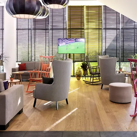 Vienna House Easy By Wyndham 4*
