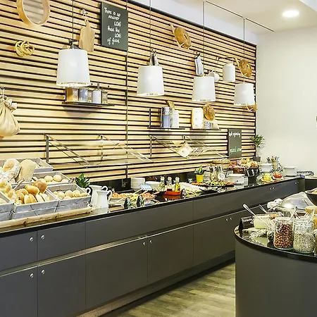 Vienna House Easy By Wyndham Hotel