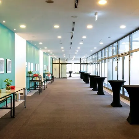 Vienna House Easy By Wyndham Hotel