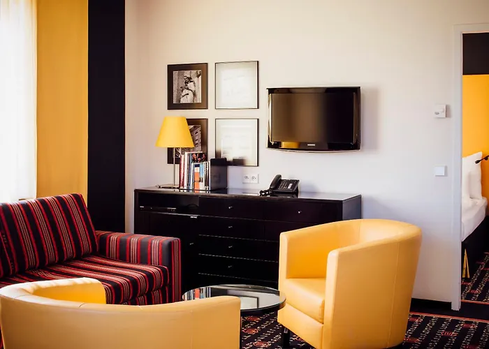 Vienna House Easy By Wyndham 4*