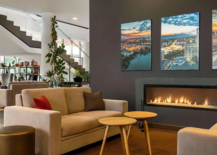 Vienna House Easy By Wyndham Hotel 4*