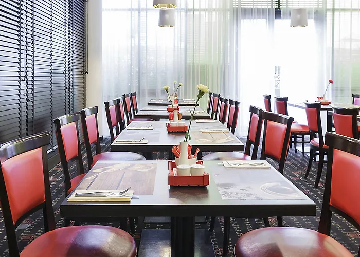 Vienna House Easy By Wyndham 4*