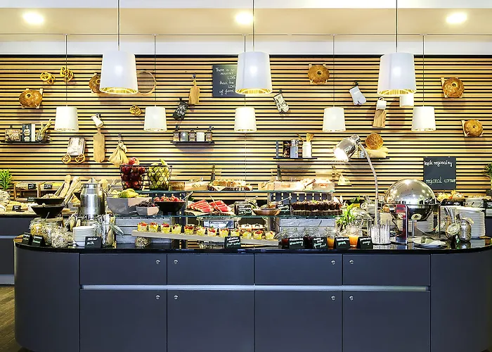 Vienna House Easy By Wyndham 4*