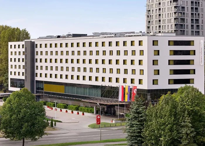 Hotel Vienna House Easy By Wyndham 4*