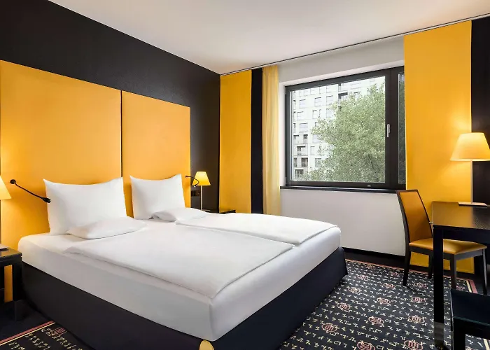 Vienna House Easy By Wyndham 4*