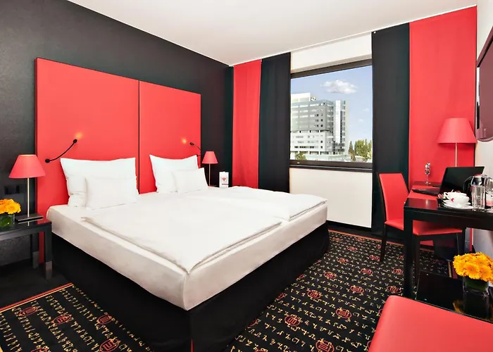 Vienna House Easy By Wyndham Hotel 4*